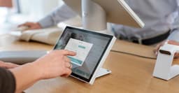HP ElitePOS monitor 10.1 25,6 cm (10.1") 1280 x 800 Pixels Multi-touch Tafel Wit L13638-001 3FH67AA — thumbnail 3
