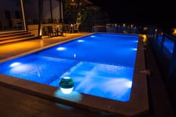 Technaxx BT-X60 Pool-Speaker met RGB-licht - Wit/Blauw — thumbnail 6