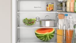 Bosch KIR31NSE0 - Serie 2 - Inbouwkoelkast - 102.1 x 54.1 cm Sleepdeur - Multi Box XXL: een extra ruime lade voor groente en fruit — thumbnail 12