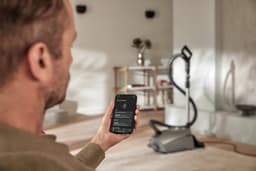 Miele Guard L1 Comfort Titanium Pearlfinish HEPA - Stofzuiger met zak — thumbnail 6