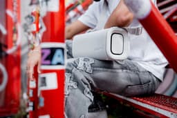 Sony ULT FIELD 5 - Bluetooth Speaker - Off-White — thumbnail 9
