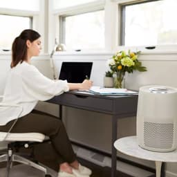 Instant™ Air Purifier Luchtreiniger Wit - Keuken / Slaapkamer tot ± 22m² - Met HEPA-13 Filter - 3-in-1 Filtratie Tegen Woning Allergenen & Huisdier Allergie - Verwijdert 99.9% Bacterien, Stof, Rook, & Stuifmeel met Plasma Ion Technologie - AP200 — thumbnail 22