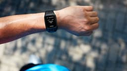 TomTom Spark Cardio + Music GPS Fitness Tracker - Zwart - Large — thumbnail 15