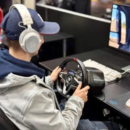 Thrustmaster T128-X - Racestuur en Pedalen - Force Feedback & Magnetische Flippers - voor Xbox Series, PC - geschikt voor Forza Horizon 6 — thumbnail 11