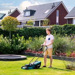 VONROC Accu Grasmaaier – 40V – 33 cm maaibreedte – Brushless motor - Vijf instelbare maai-hoogtes: 30/40/50/60/70 mm - Incl. 30L Opvangbak - Incl. 2x 2.0Ah Accu en 2x Snellader — thumbnail 5