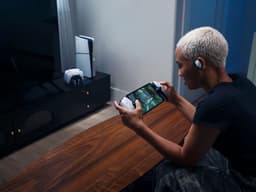 PlayStation Portal™ Remote Player – Midnight Black — thumbnail 2