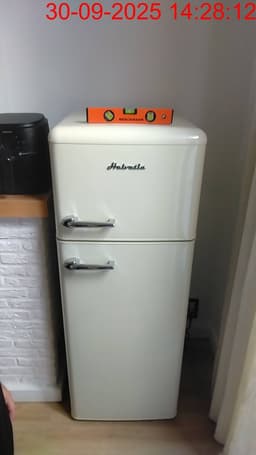 Helvetia Retro Koelvriescombinatie HRDPER206EC1 - Crèmekleur - 144 cm Hoog - 4ster Vriezer - Vintage - 206 Liter — thumbnail 10