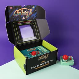 Galaga - TV plug & play - wireless controller - retro gaming — thumbnail 8