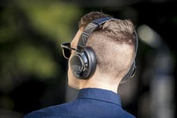 PowerLocus MoonFly Koptelefoon Over-Ear met Passief Noise Cancelling, Draadloze Hoofdtelefoon, Voice Assistant Activation - Zwart/Grijs — thumbnail 14