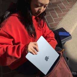 Apple MacBook Air (2025) 13 - M4 - 16 GB - 256 GB - Hemelsblauw — thumbnail 4