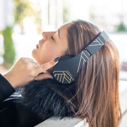 PowerLocus P2 - Draadloze Over-Ear Koptelefoon Inklapbaar - Bluetooth Hoofdtelefoon - Met microfoon – Headphone - Micro SD mode – Incl. Carry Case - Zwart/Geel — thumbnail 6