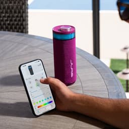 JLab Go Bluetooth Speaker Draadloos - Draagbare Muziekbox - 16 uur Batterijduur - 10 Watt - Bass Boost - IPX6 Waterproof - Multipairing - Instelbare Party Lights - App Equalizer - Roze — thumbnail 6