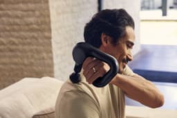 Therabody Theragun Relief – Massage Gun – 3 Opzetstukken – Professioneel Massage Apparaat - Lichtgewicht Massage Pistool — thumbnail 6
