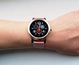 Belesy® SMART - Smartwatch Dames - Smartwatch Heren - Horloge - Stappenteller - 1.3 inch - Kleurenscherm - Full Touch - Bluetooth Bellen - Goud - Roze - Siliconen - Moederdag — thumbnail 9