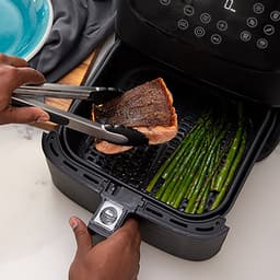 Cosori XL Airfryer - Heteluchtfriteuse 5.5 liter - Inclusief Spiezenrek en 5 Spiezen - met App Connectie – Zwart — thumbnail 5
