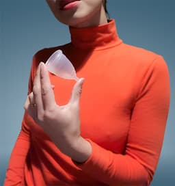 MonthlyCup Cleaning tablets - reinigingstabletten voor menstruatiecup - voor natuurlijke grondige reiniging - verwijdert verkleuring van menstruatiecup - milieuvriendelijk - 2 stuks — thumbnail 3