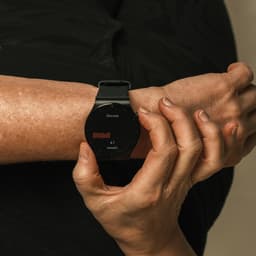 mymonX Smartwatch Heren & Dames - Geschikt voor alle Smartphones - Stappenteller - Gezondheidsrapport - ECG - Bloeddrukmeter - Hartslagmeter - Slaap - Temperatuur - Zwart - 43mm — thumbnail 6