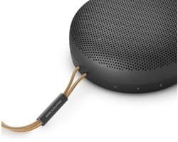 Bang & Olufsen Beosound A1 (2nd Gen) - Antraciet Zwart | Bluetooth speaker buiten | Draagbare speaker | Bluetooth speaker waterproof | Speaker draadloos