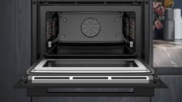 Siemens CM736GAB1 - iQ700 - Compacte inbouw bakoven met magnetron - 60cm x 45cm - varioSpeed: bereid de meest voortreffelijke gerechten tot wel 50% sneller - Home connect - Makkelijker schoon dankzij de gecoate achterwand — thumbnail 3