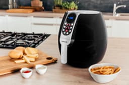 MEDION friteuse, ca. 1500 watt, digitaal bedieningspaneel, totale inhoud 4 liter, olievrij frituren, 30 min timer, oververhittingsbeveiliging, MD17320 zwart — thumbnail 2