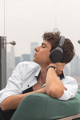 Edifier W830NB - Bluetooth HiRes ANC Over-ear koptelefoon / Zwart — thumbnail 6