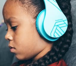 PowerLocus P2 draadloze Over-Ear Koptelefoon Inklapbaar koptelefoon voor kinderen - veilig volume van 85 dB- Bluetooth Hoofdtelefoon - Met microfoon — thumbnail 14