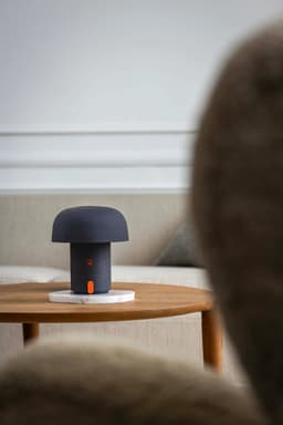 Kooduu Sensa PLAY - Bluetooth Speaker met SOUND BY JBL - Dimbare LED-lamp - Oplaadbare batterij - Inclusief docking station - Kleur Anthracite — thumbnail 6