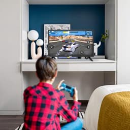 HD LED Televisie 24 inch (60 cm) voor Slaapkamer of Keuken met Triple Tuner en Diverse Aansluitingen — thumbnail 4