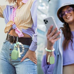 kwmobile Hoesje voor Sony WF-1000XM5 Case met Polsbandje – Siliconen Beschermhoes met Sleutelhanger – Hoofdtelefoonhoesje in pastelgroen — thumbnail 5