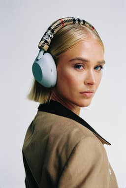 Sony WH-1000XM6 - Draadloze koptelefoon met Noise Cancelling - Zilver — thumbnail 10