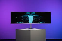 Philips Evnia 49M2C8900 - Ultrawide QD OLED Curved Gaming Monitor - Ambiglow - USB-C 90w - 240hz - 49 inch — thumbnail 11