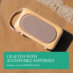 House of Marley Roots Solar bluetooth speaker - Draadloze compacte speaker - Ingebouwde Flesopener - Solar Powerbank - Waterproof - 19 uur Batterijduur - Gemaakt van Duurzame Materialen - Cream — thumbnail 7
