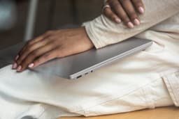 Microsoft Surface Laptop 3 Intel® Core™ i5 i5-1035G7 34,3 cm (13.5") Touchscreen 8 GB LPDDR4x-SDRAM 256 GB SSD Wi-Fi 6 (802.11ax) Windows 10 Pro Platina — thumbnail 8