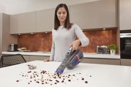 BLACK+DECKER 18V 2.0Ah (36Wh) PET Kruimeldief, gemotoriseerde borstel voor dierenhaar - BHHV520BFP-QW — thumbnail 6