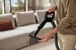 Miele Guard L1 - Terrarood - Stofzuiger met zak - 890W — thumbnail 5