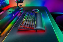 Razer BlackWidow V4 - Mechanisch Gaming Toetsenbord - Green Switch - RGB - 6 Macrotoetsen - Qwerty — thumbnail 5