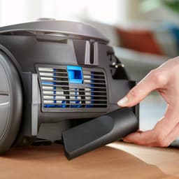 Philips 2000-Serie Stofzuiger met Zak - 900 W – Inclusief 4 Stofzakken en Extra Filter - Compact & Licht - 9 meter bereik - (FC8253/09) — thumbnail 5