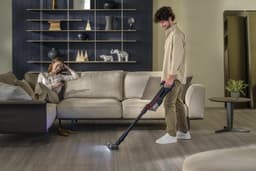 Hoover Steelstofzuiger HF201H 011 - 2-in-1 functie; stofzuiger en kruimeldief - Krachtige Draadloze Stofzuiger - Zakloos - HEPA-filter - LED verlichting - Inclusief opzetstukken - ANTI-TWIST - 1 l - 195 W - Magenta - 10 jaar garantie op onderdelen — thumbnail 10