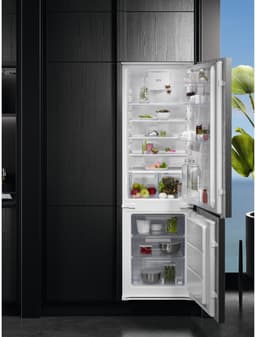 AEG OSC5D181ES - Inbouw koel-vriescombinatie - Sleepdeur - 196 l Koeler - 73 l Vriezer - Ingebouwd - 34 dB — thumbnail 1