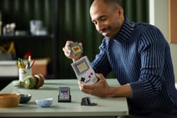 LEGO Game Boy Bouwpakket voor Volwassenen - 72046 — thumbnail 3