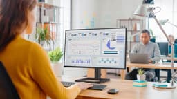Philips 24E1N1300AE - Full HD IPS Monitor - Verstelbaar - USB-C 65w - 120hz - 24 inch — thumbnail 4