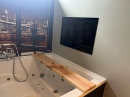 SplashVision® Waterdichte badkamer TV - ESI-32B Android LED Badkamer TV Zwart — thumbnail 7