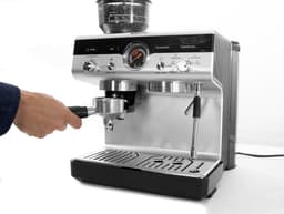 Krups Precision XP801T10 - Pistonmachine - Ingebouwde bonenmaler - Professionele Accessoires - 3,5L Waterreservoir - RVS - Geschikt voor Espresso, Cappuccino en Americano — thumbnail 2