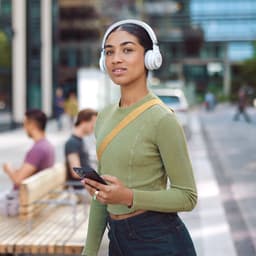 JBL Live 670NC - Draadloze Noise Cancelling Koptelefoon - Bluetooth - On ear - 65 uur batterij - Adaptive ANC - Wit — thumbnail 7