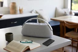 Harman Kardon Go + Play 3 - Premium Bluetooth Speaker - Design Luidspreker met Handgreep - Krachtige Bas & High-Fidelity Geluid - Draagbare Home Speaker - Grijs — thumbnail 6