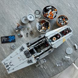 LEGO Star Wars De Razor Crest, UCS Mandalorian Starship Bouwset voor Volwassenen- 75331 — thumbnail 17