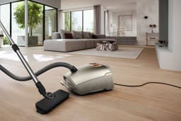 Miele Guard L1 Comfort Titanium Pearlfinish HEPA - Stofzuiger met zak — thumbnail 12