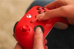 Xbox Draadloze Controller - Rood - Xbox, PC, Cloud Gaming — thumbnail 23