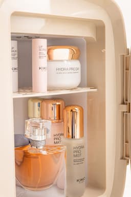 Knikker Skincare Fridge 6 Liter - Mini Koelkast voor Make-up en Drinken - Stil & Energiezuinig - Incl. Ice Globe — thumbnail 5