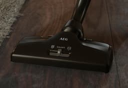 AEG VX82-1-ECO Line - Stofzuiger met zak - Zwart - Parketborstel - Stil - Hepa 13 — thumbnail 4